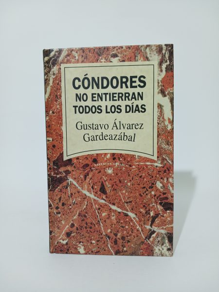 Cóndores no entierran todos los días