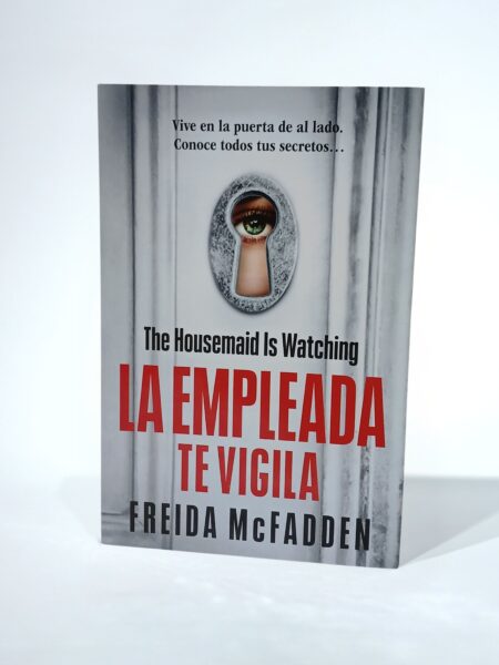 La empleada 3. Te vigila