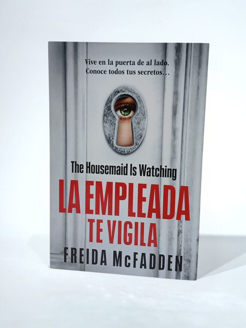 La empleada 3. Te vigila
