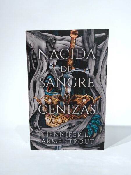 Nacida de sangre y cenizas