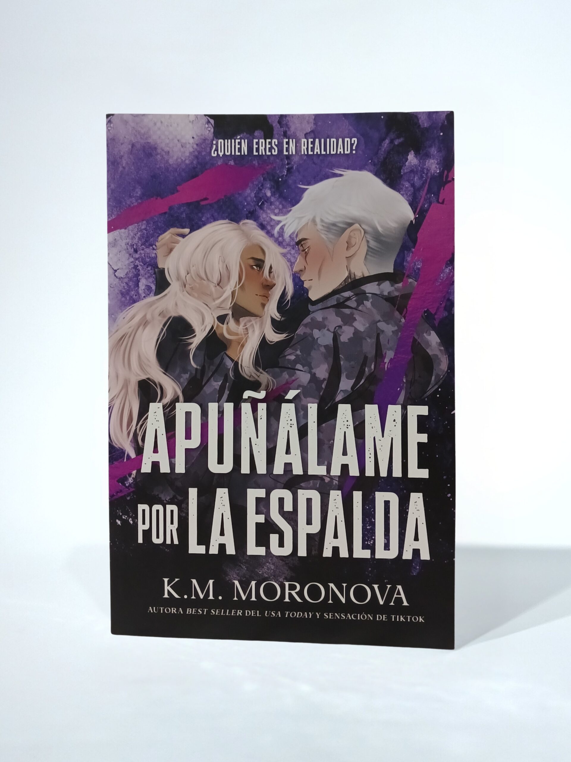 Apuñálame por la espalda